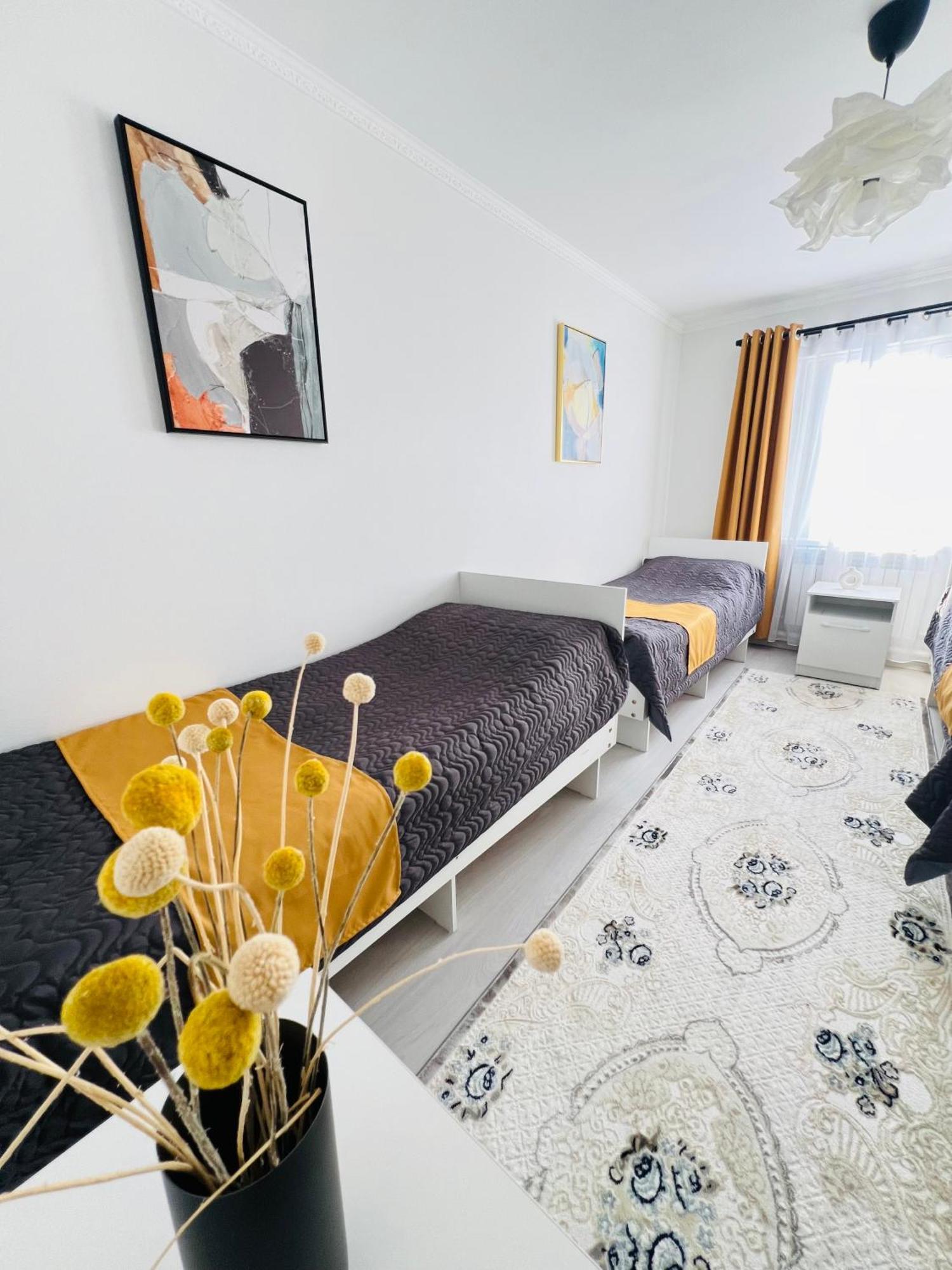 Guesthouse Greathome Karakol Exterior photo