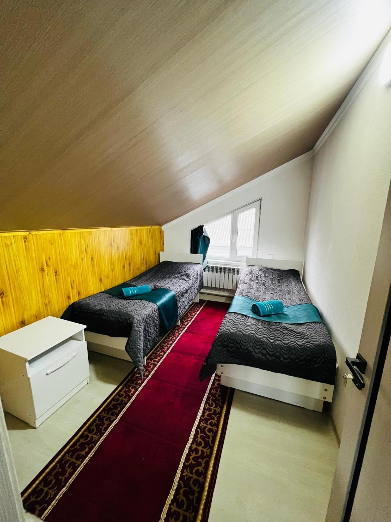 Guesthouse Greathome Karakol Exterior photo